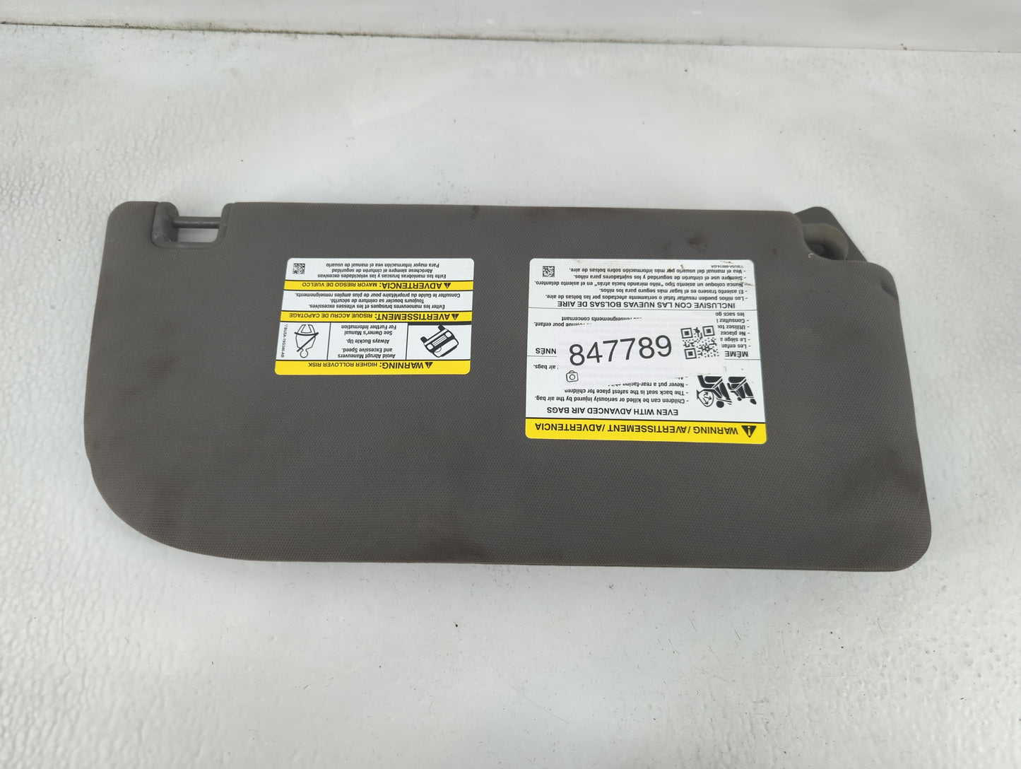 2018-2020 Ford F-150 Sun Visor Shade Replacement Driver Left Mirror Fits Fits 2018 2019 2020 OEM Used Auto Parts - Oemusedau