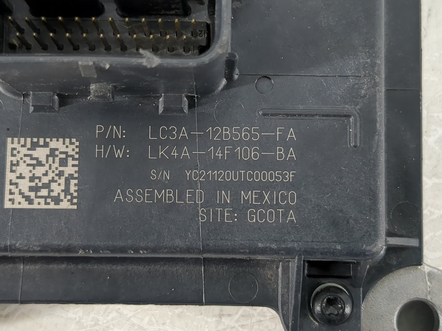 2020-2022 Ford F-250 Super Duty PCM Engine Control Computer ECU ECM PCU OEM P/N:LC3A-12B565-FA Fits Fits 2020 2021 2022 OEM 