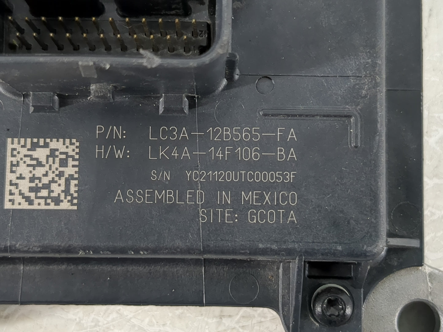 2020-2022 Ford F-250 Super Duty PCM Engine Control Computer ECU ECM PCU OEM P/N:LC3A-12B565-FA Fits Fits 2020 2021 2022 OEM 