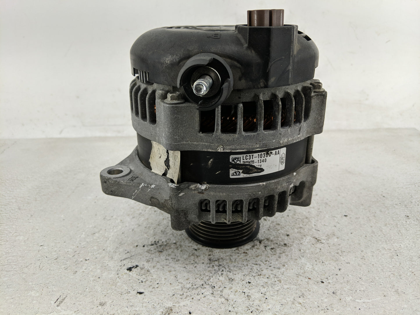 2017-2022 Ford F-250 Super Duty Alternator Replacement Generator Charging Assembly Engine OEM P/N:LC3T-10300-AA Fits OEM Use