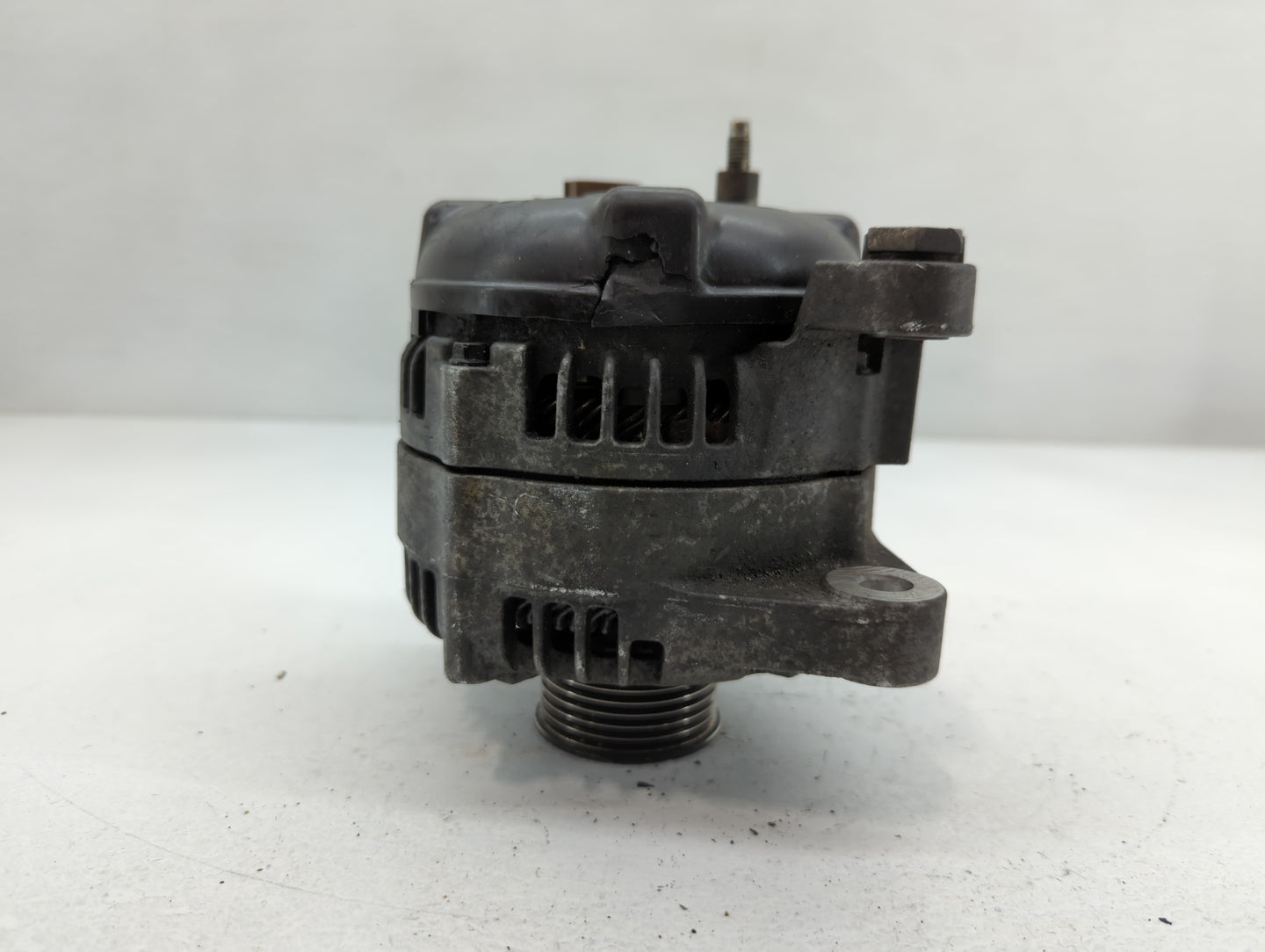 2017-2022 Ford F-250 Super Duty Alternator Replacement Generator Charging Assembly Engine OEM P/N:TN104211-8790 37300-2G061 