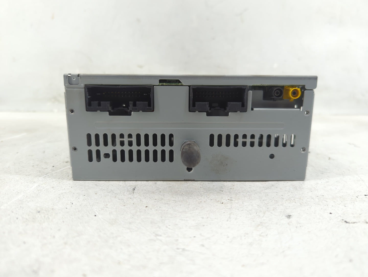 2020 Ford F150 Radio AM FM Cd Player Receiver Replacement P/N:KL3T-18D832-BJ RU-9760P-C, RU-9760 Fits Fits 2019 OEM Used Aut