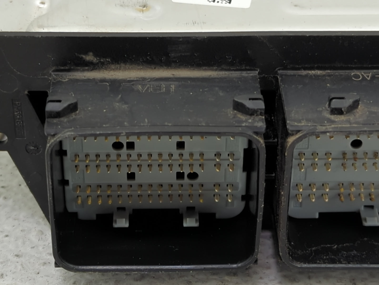 2020 Ford F150 PCM Engine Control Computer ECU ECM PCU OEM P/N:JL3A-12A650-ALA JL3A-12B684-EA, JU5T-14E262-AC Fits Fits 2018