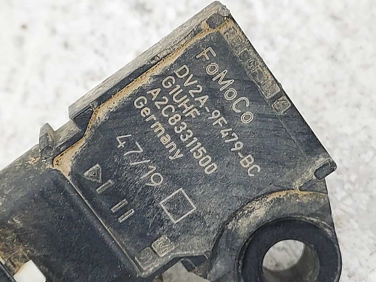 Ford F150 Mass Air Flow Meter Maf Sensor 1487435 - Oemusedautoparts1.com