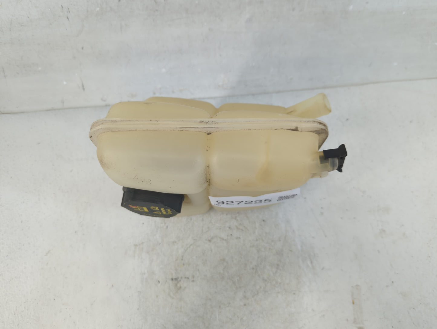 2020 Ford Focus Windshield Washer Fluid Reservoir Bottle Oem - Oemusedautoparts1.com