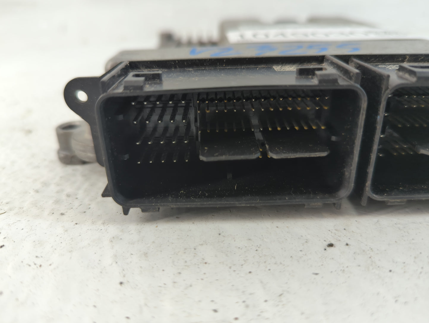 2020 Ford Fusion PCM Engine Control Computer ECU ECM PCU OEM P/N:0 261 S22 318 GS7A-12B684-BEA, KS7A-12A650-BCA Fits OEM Use