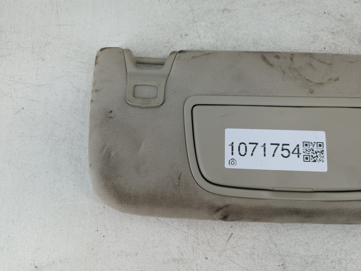 2017-2020 Ford Fusion Sun Visor Shade Replacement Passenger Right Mirror Fits Fits 2017 2018 2019 2020 OEM Used Auto Parts -