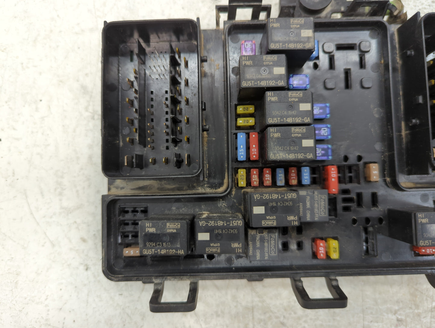 2017-2020 Ford Fusion Fusebox Fuse Box Panel Relay Module P/N:G2GT-14A075 AA Fits Fits 2017 2018 2019 2020 OEM Used Auto Par