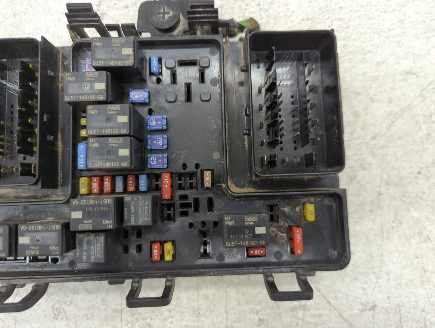 2017-2020 Ford Fusion Fusebox Fuse Box Panel Relay Module P/N:G2GT-14A075 AA Fits Fits 2017 2018 2019 2020 OEM Used Auto Par