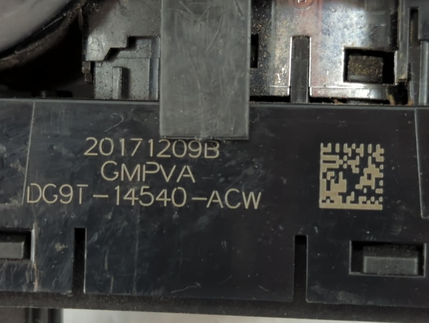 2013-2020 Ford Fusion Master Power Window Switch Replacement Driver Side Left P/N:DG9T-14540-ACW Fits OEM Used Auto Parts - 