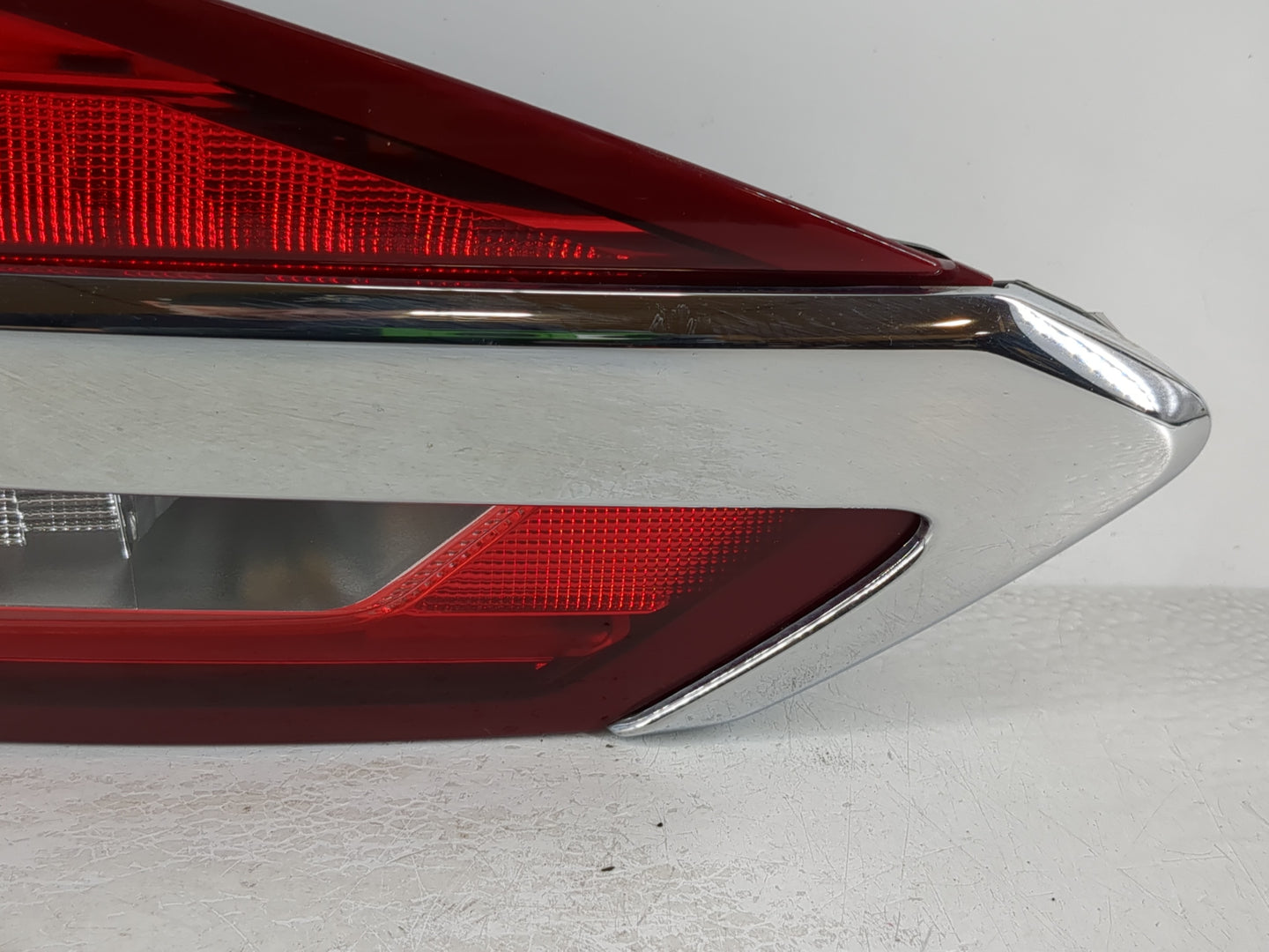2019-2020 Ford Fusion Tail Light Assembly Driver Left OEM P/N:KS73-13A603-BF Fits Fits 2019 2020 OEM Used Auto Parts - Oemus