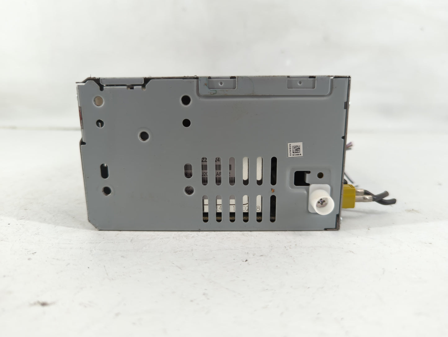 2020 Ford Fusion Radio AM FM Cd Player Receiver Replacement Fits OEM Used Auto Parts - Oemusedautoparts1.com