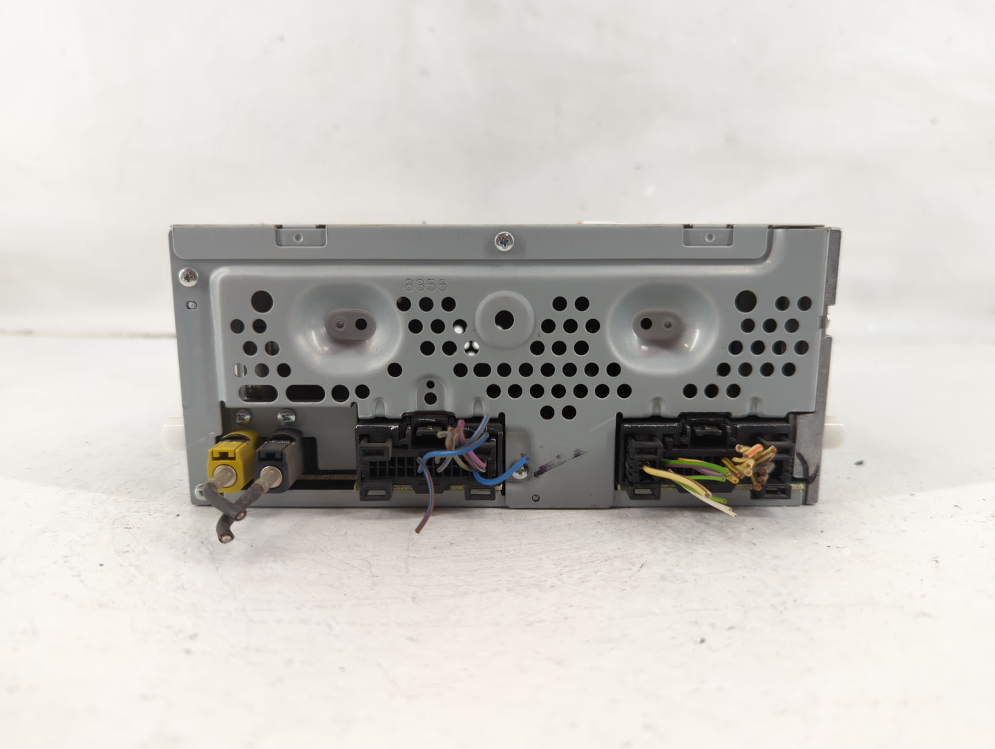 2020 Ford Fusion Radio AM FM Cd Player Receiver Replacement Fits OEM Used Auto Parts - Oemusedautoparts1.com