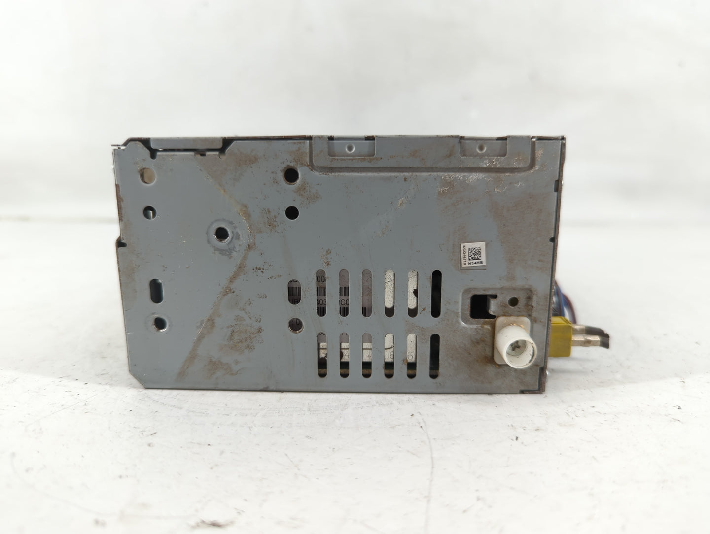 2020 Ford Fusion Radio AM FM Cd Player Receiver Replacement Fits OEM Used Auto Parts - Oemusedautoparts1.com