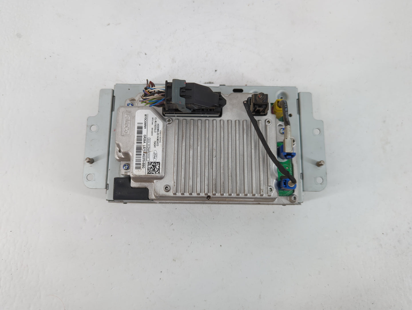2019-2020 Ford Fusion Information Display Screen - Oemusedautoparts1.com