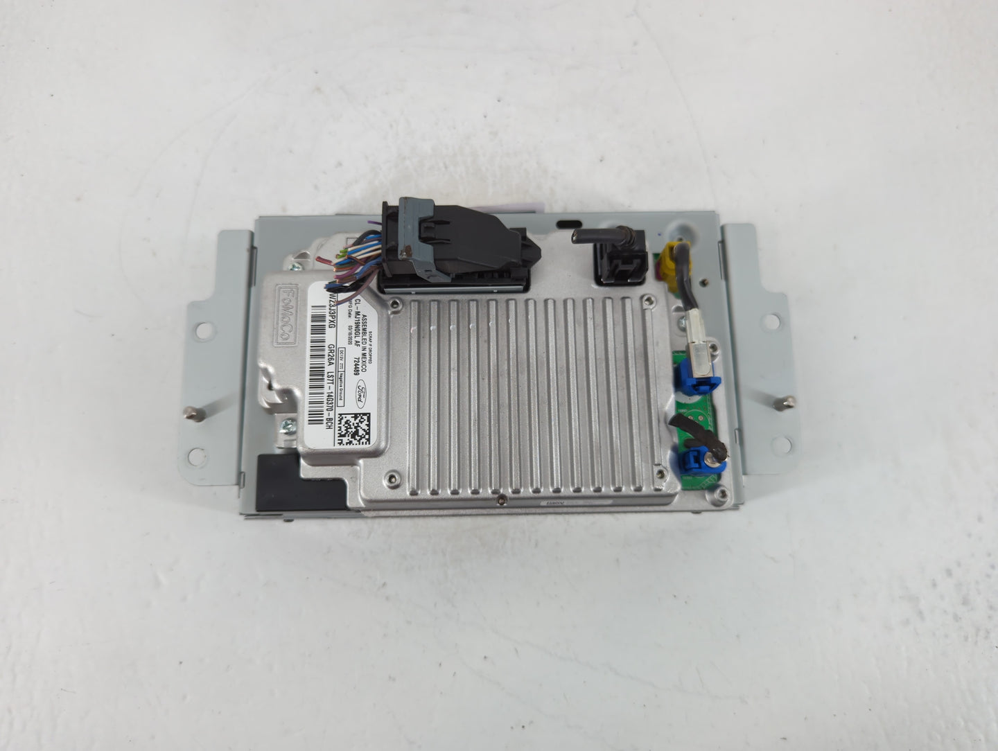 2017-2020 Ford Fusion Information Display Screen - Oemusedautoparts1.com