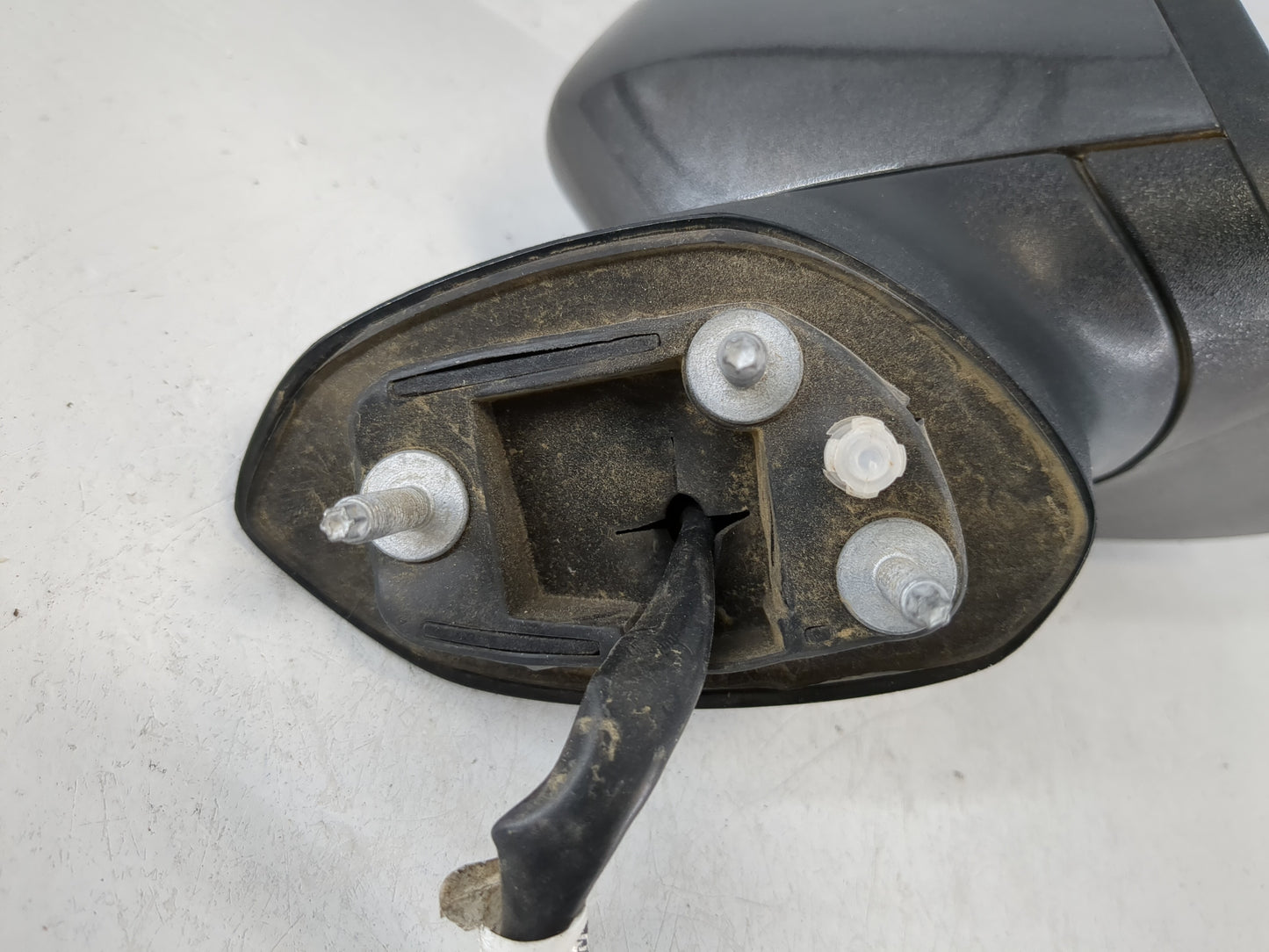 2019-2020 Ford Fusion Passenger Side View Mirror - Right Door Mirror OEM Used - Oemusedautoparts1.com