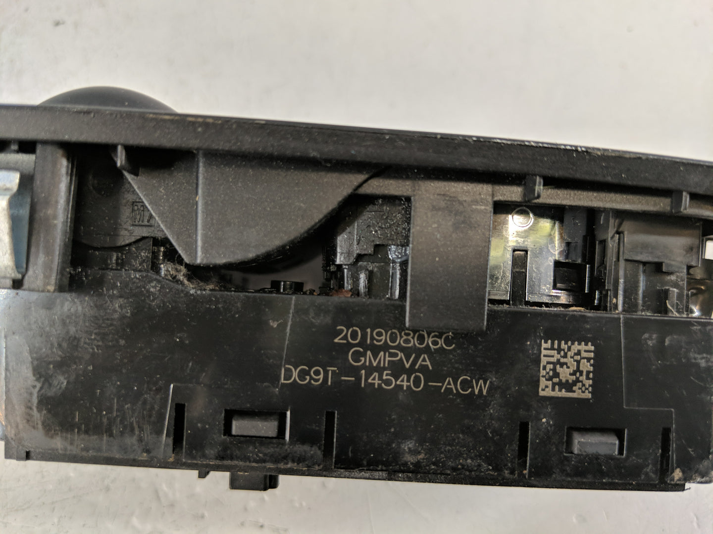 2013-2020 Ford Fusion Master Power Window Switch Replacement Driver Side Left P/N:20190806C Fits OEM Used Auto Parts - Oemus