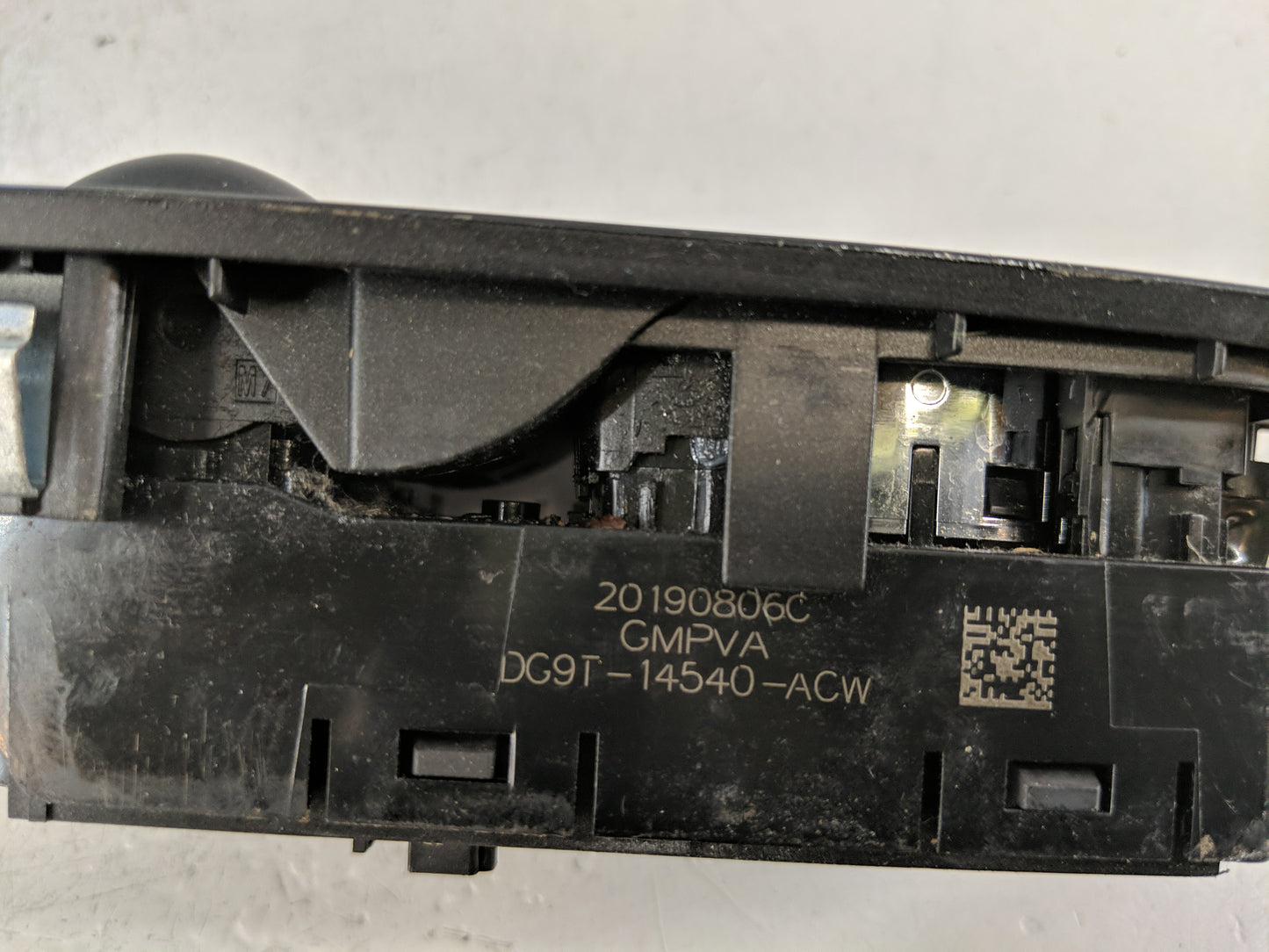 2013-2020 Ford Fusion Master Power Window Switch Replacement Driver Side Left P/N:20190806C Fits OEM Used Auto Parts - Oemus