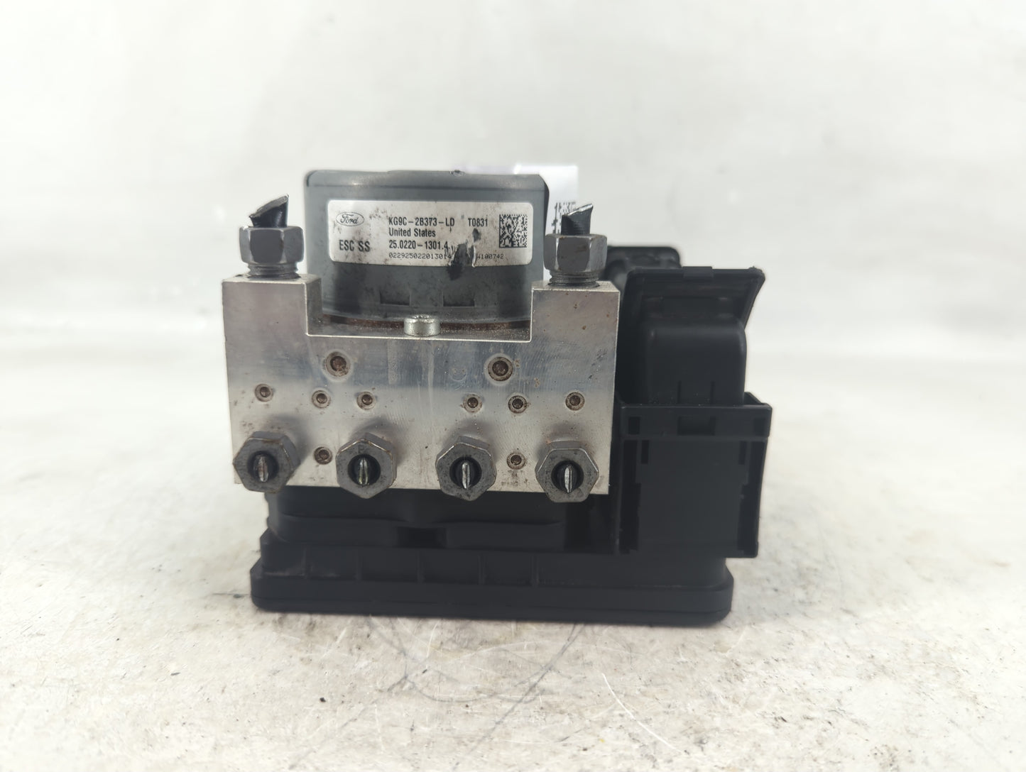 2019-2020 Ford Fusion ABS Pump Control Module Replacement P/N:KG9C-2B373-LD Fits Fits 2019 2020 OEM Used Auto Parts - Oemuse