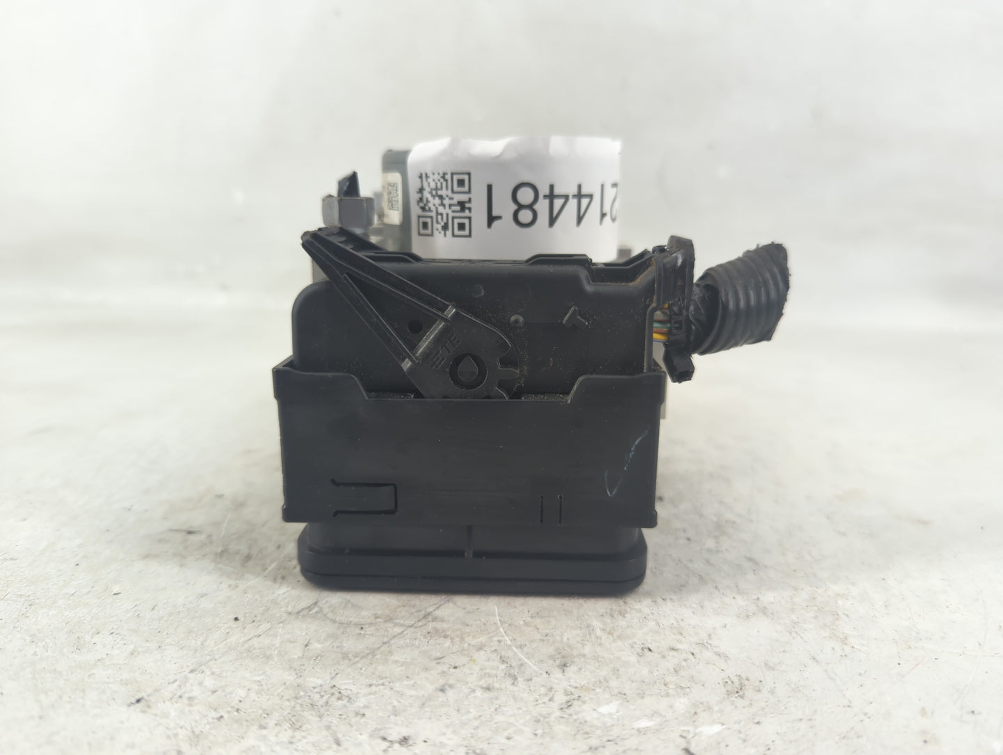 2019-2020 Ford Fusion ABS Pump Control Module Replacement P/N:KG9C-2B373-LD Fits Fits 2019 2020 OEM Used Auto Parts - Oemuse