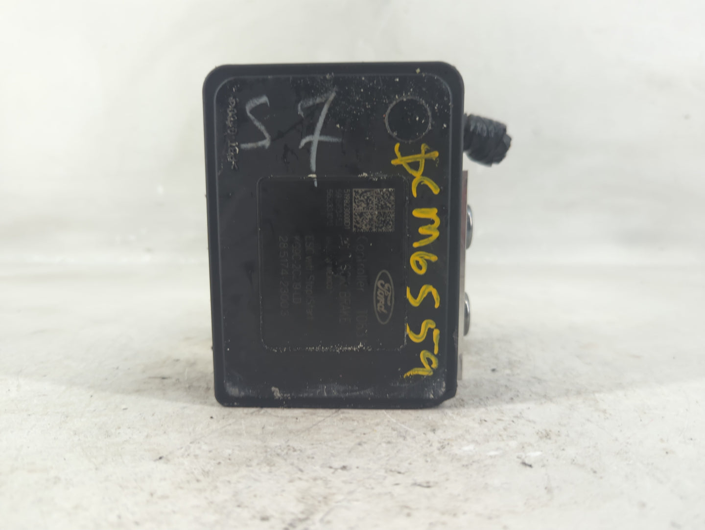 2019-2020 Ford Fusion ABS Pump Control Module Replacement P/N:KG9C-2B373-LD Fits Fits 2019 2020 OEM Used Auto Parts - Oemuse