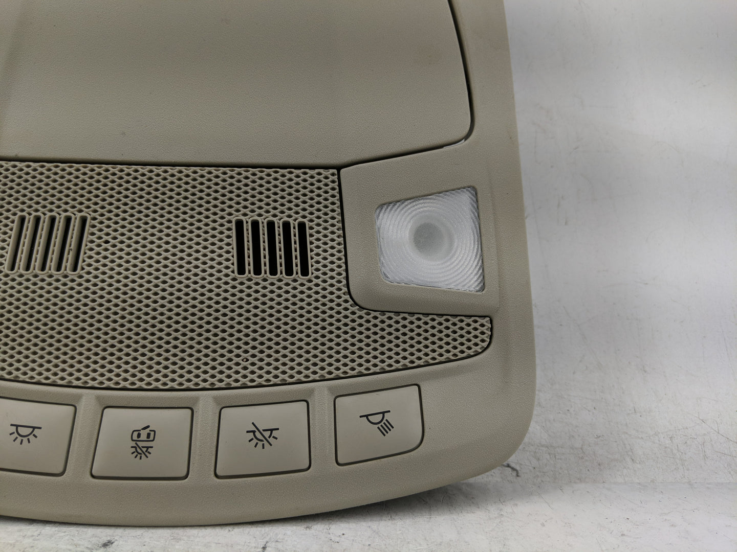 2020 Ford Fusion Overhead Roof Console - Oemusedautoparts1.com