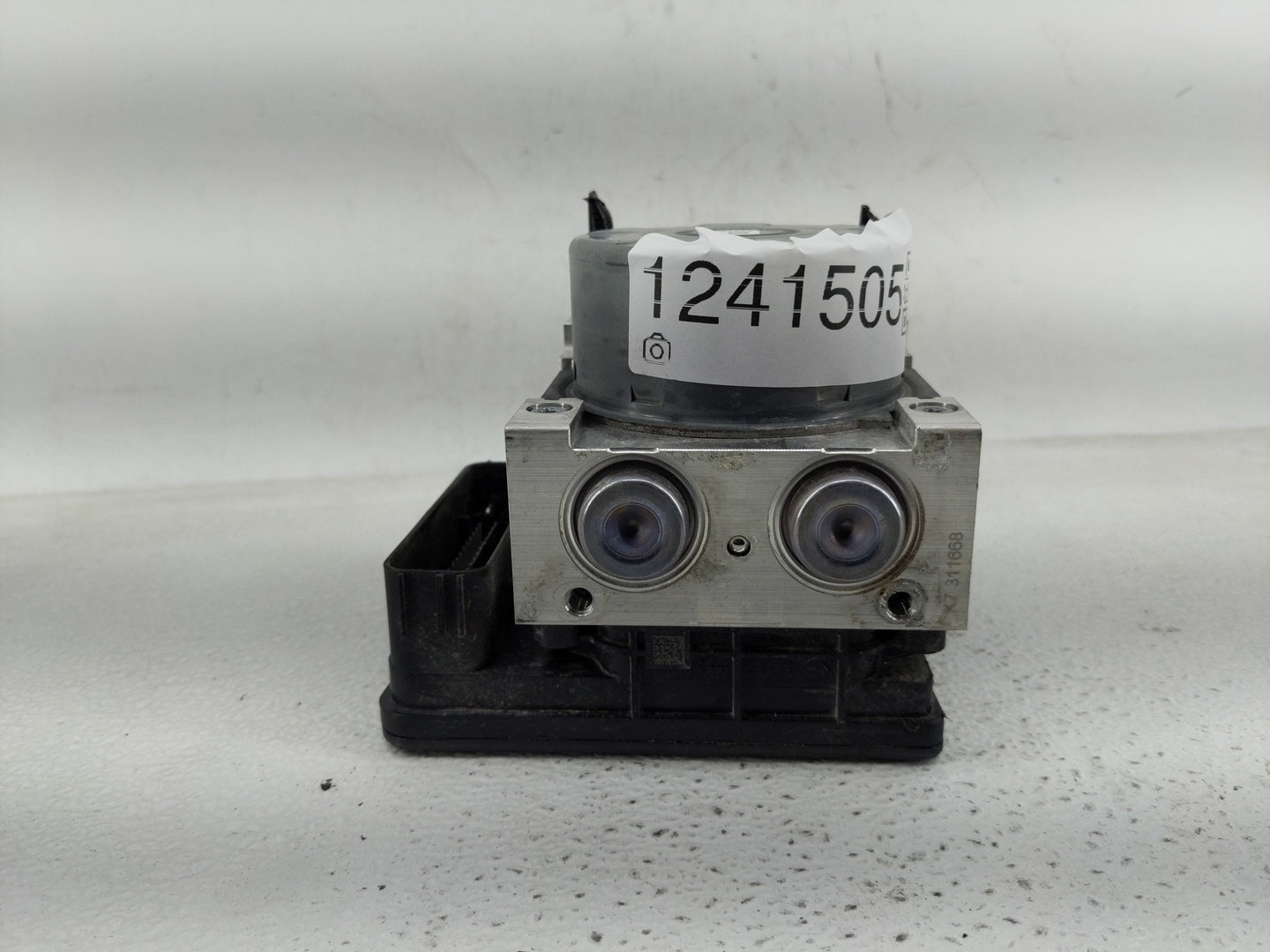 2020 Ford Fusion ABS Pump Control Module Replacement P/N:KG9C-2B373-LD Fits OEM Used Auto Parts - Oemusedautoparts1.com