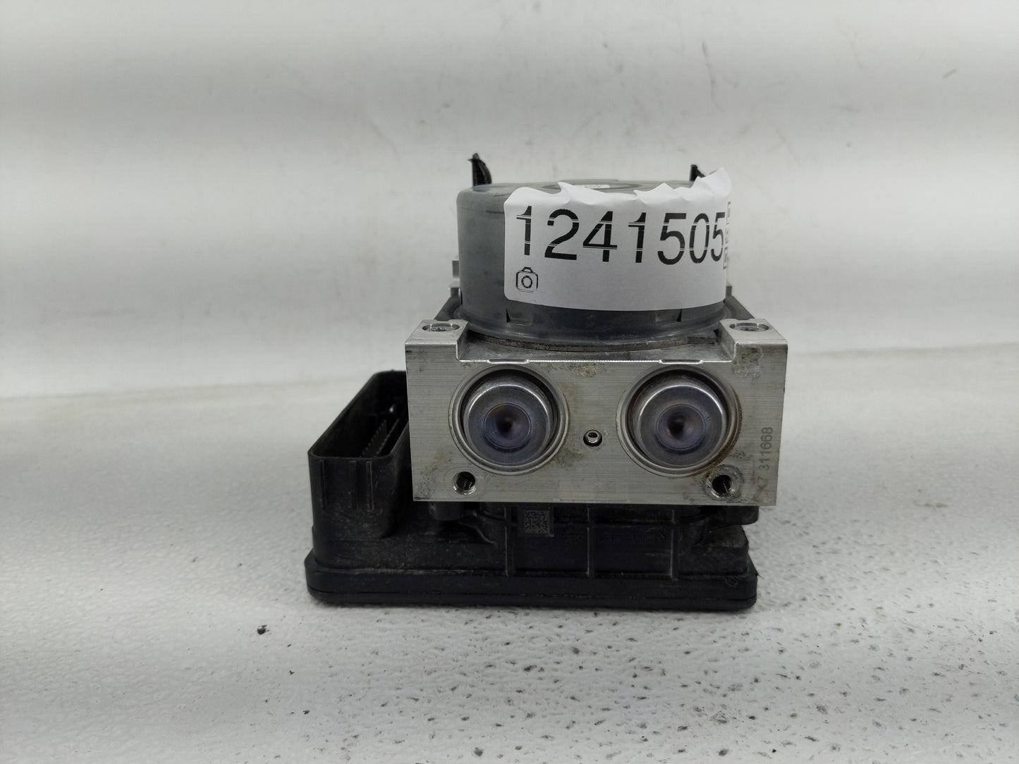 2020 Ford Fusion ABS Pump Control Module Replacement P/N:KG9C-2B373-LD Fits OEM Used Auto Parts - Oemusedautoparts1.com