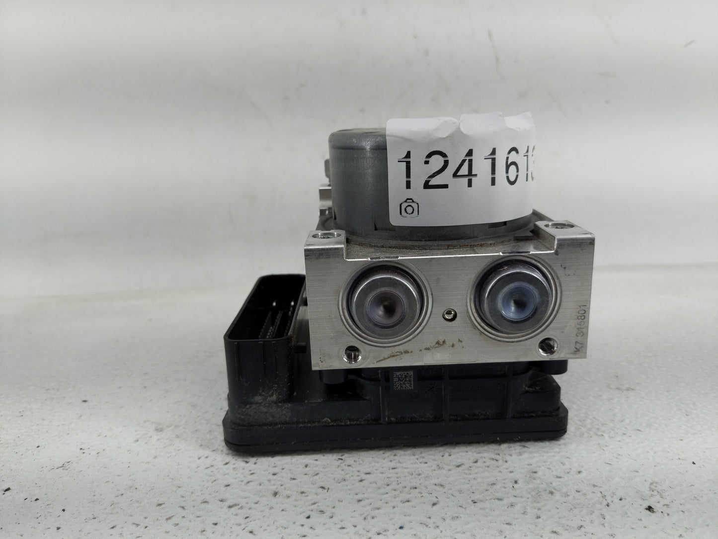2019-2020 Ford Fusion ABS Pump Control Module Replacement P/N:KG9C-2B373-CD Fits Fits 2019 2020 OEM Used Auto Parts - Oemuse