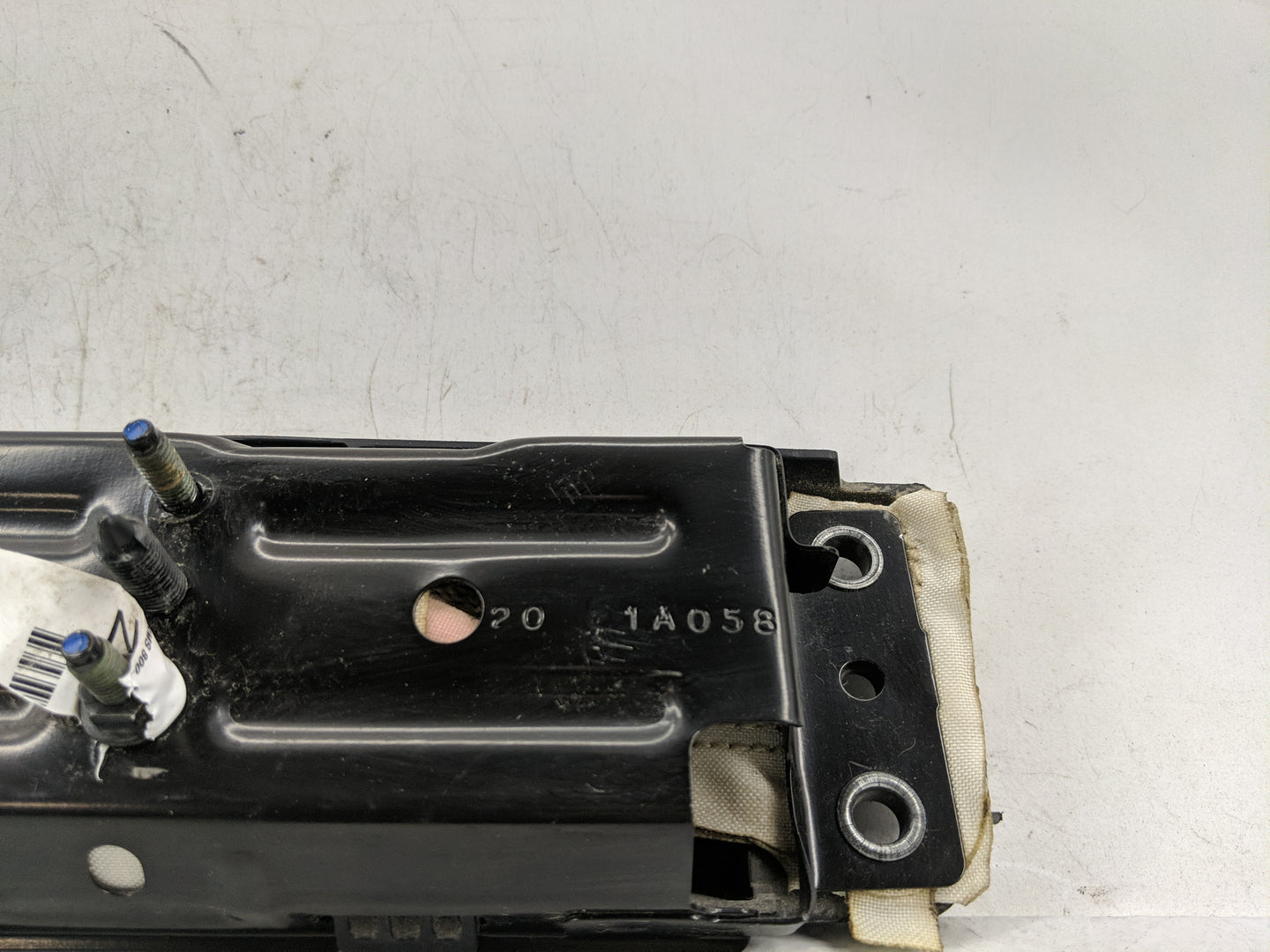 2020 Ford Fusion Air Bag Driver Left Knee Oem - Oemusedautoparts1.com