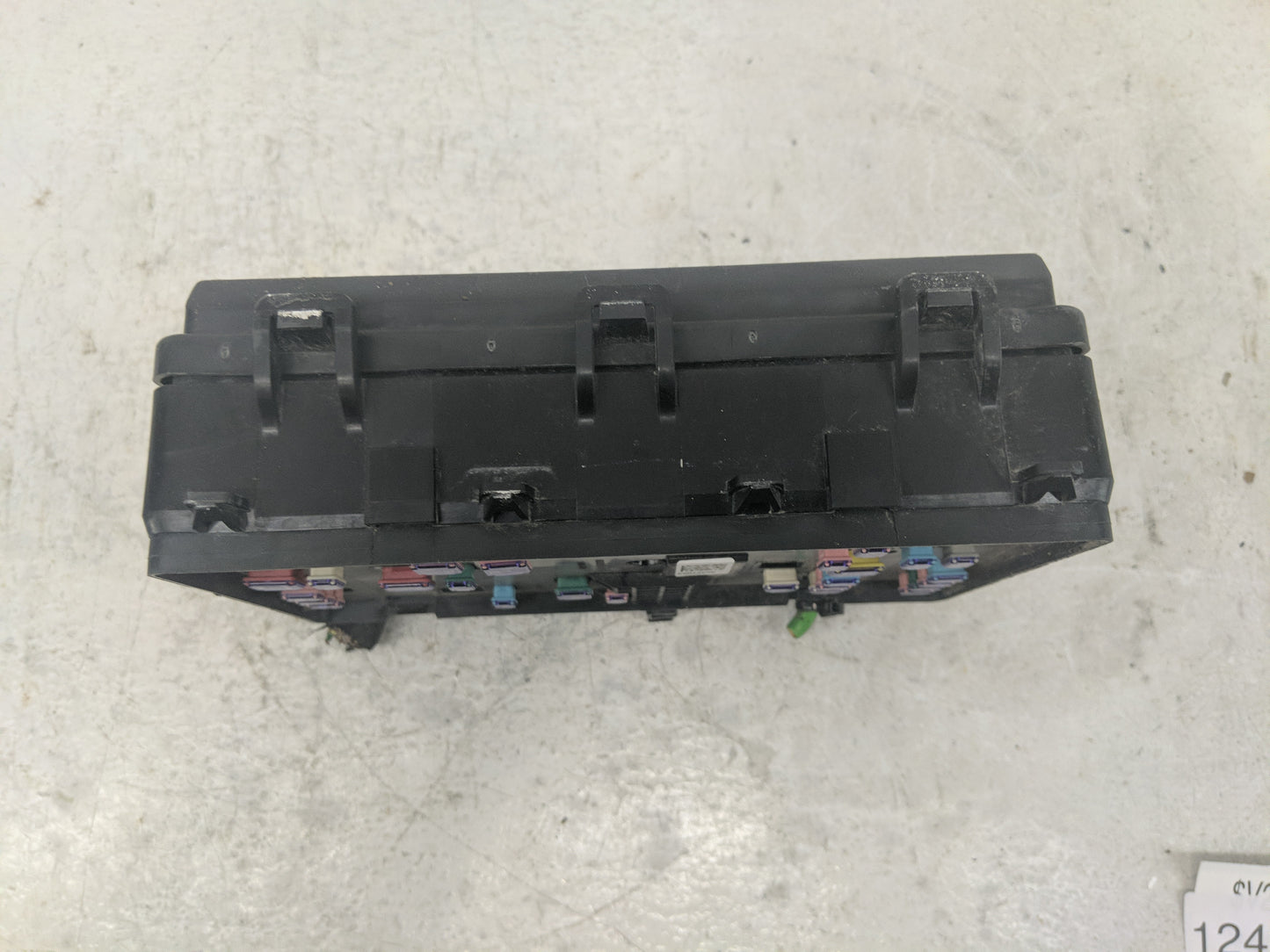 2017-2020 Ford Fusion Fusebox Fuse Box Panel Relay Module P/N:HG9T14D068BC Fits Fits 2017 2018 2019 2020 OEM Used Auto Parts