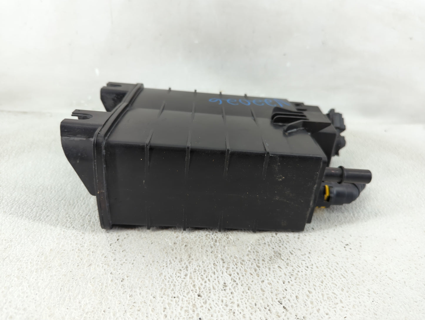 2020 Ford Fusion Fuel Vapor Charcoal Canister - Oemusedautoparts1.com