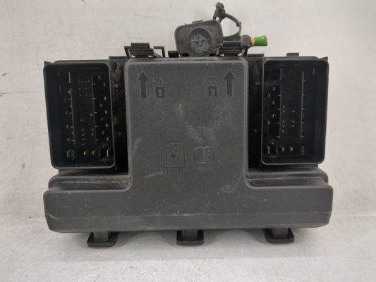 2017-2020 Ford Fusion Fusebox Fuse Box Panel Relay Module P/N:HG9T14D068AC Fits Fits 2017 2018 2019 2020 OEM Used Auto Parts