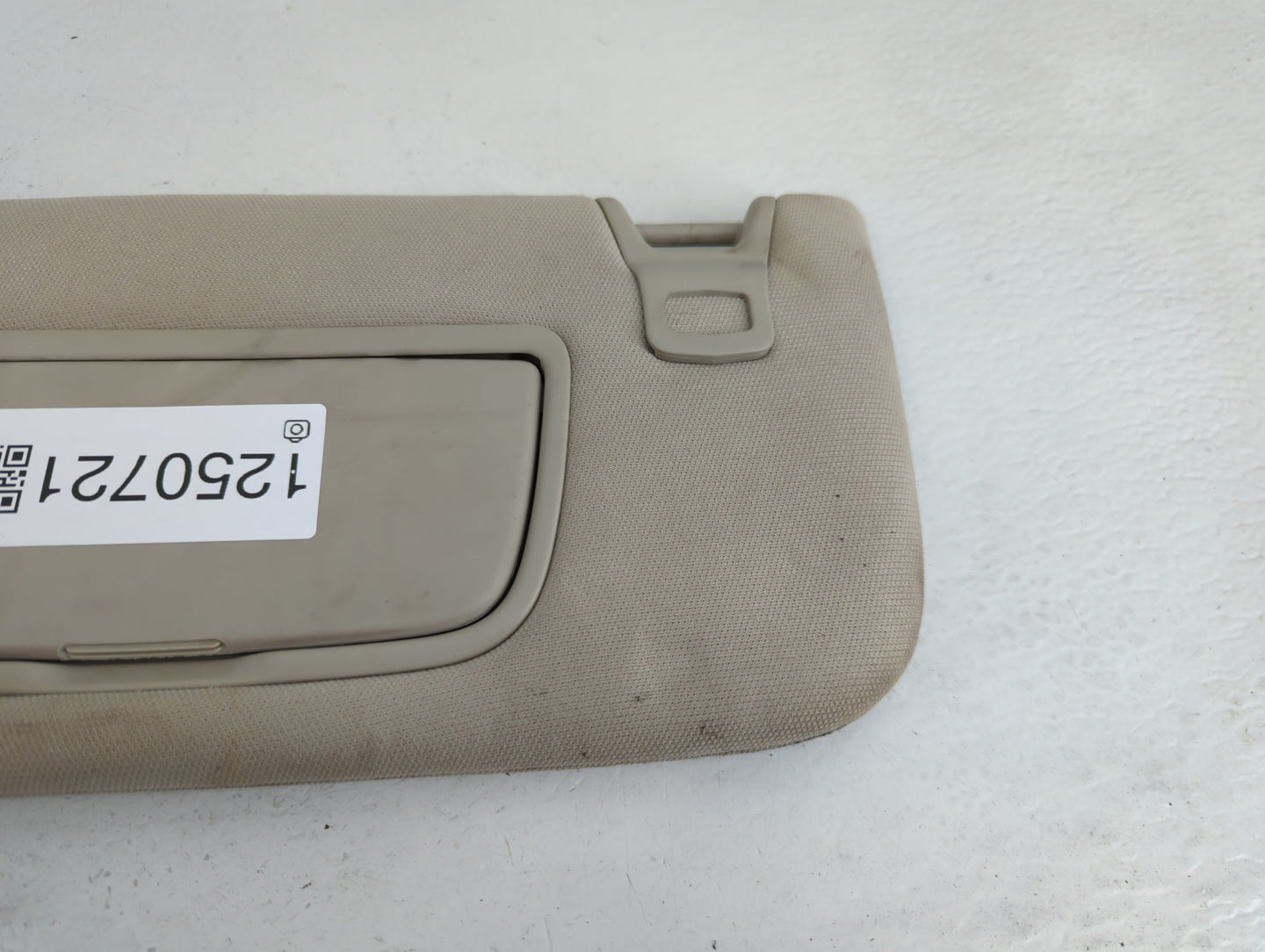 2017-2020 Ford Fusion Sun Visor Shade Replacement Driver Left Mirror Fits Fits 2017 2018 2019 2020 OEM Used Auto Parts - Oem