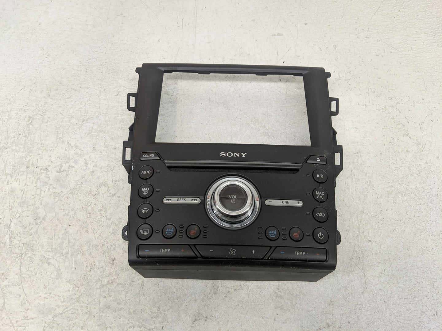 2019-2020 Ford Fusion Radio Control Panel - Oemusedautoparts1.com