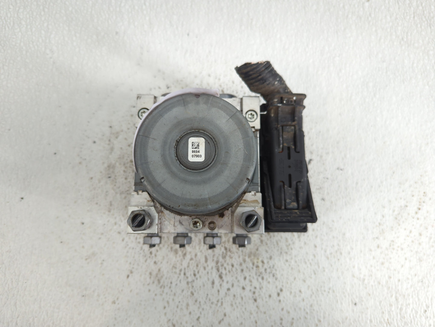 2019-2020 Ford Fusion ABS Pump Control Module Replacement P/N:KG9C-2B373-CD Fits Fits 2019 2020 OEM Used Auto Parts - Oemuse