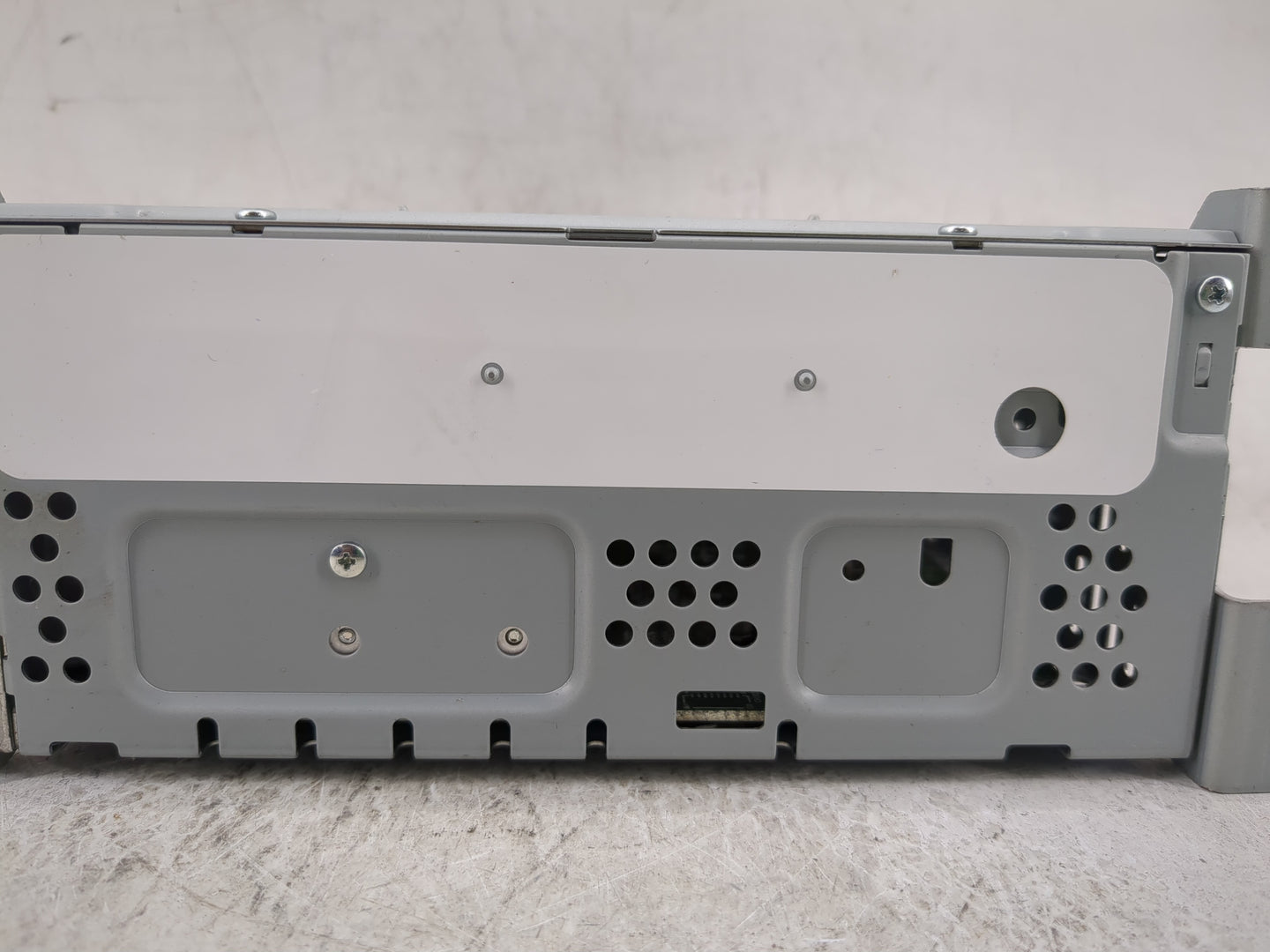 2019-2020 Ford Fusion Radio AM FM Cd Player Receiver Replacement P/N:KS7T-18D818-AD Fits Fits 2019 2020 OEM Used Auto Parts 