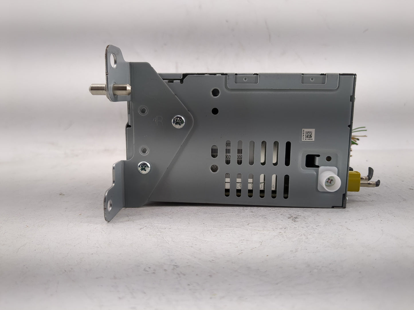2020 Ford Fusion Radio AM FM Cd Player Receiver Replacement P/N:LS7T-18D818-ZC Fits OEM Used Auto Parts - Oemusedautoparts1.
