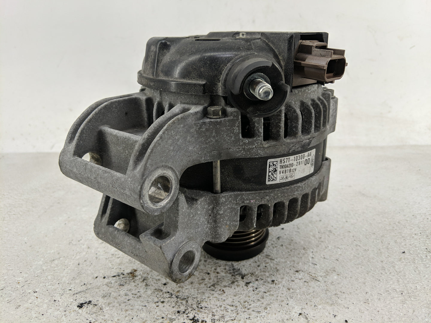 2016-2020 Ford Fusion Alternator Replacement Generator Charging Assembly Engine OEM P/N:HS7T-10300-AA Fits OEM Used Auto Par