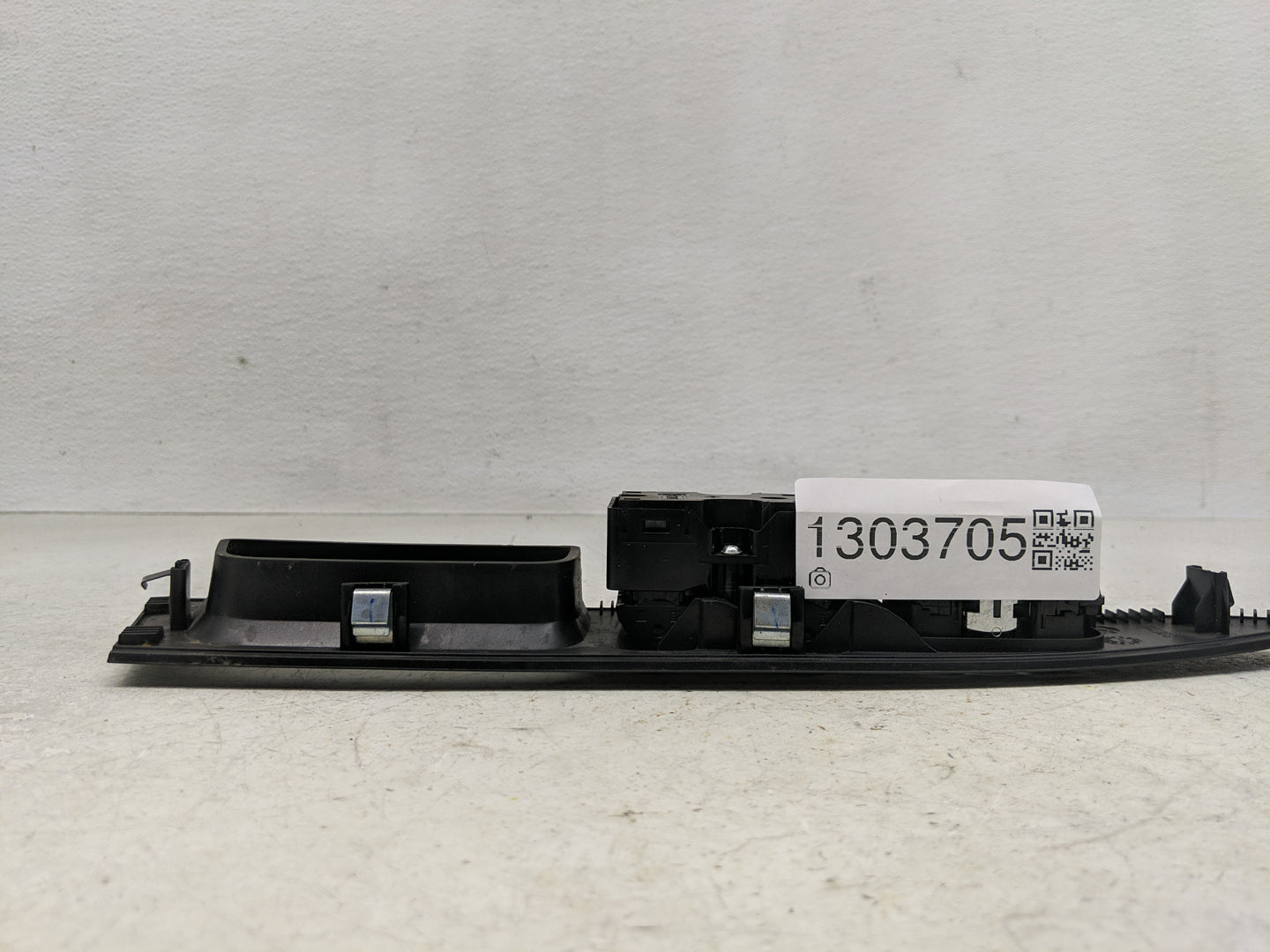 2013-2020 Ford Fusion Master Power Window Switch Replacement Driver Side Left Fits OEM Used Auto Parts - Oemusedautoparts1.c