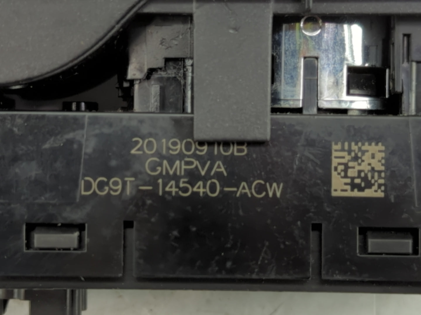 2017-2020 Ford Fusion Master Power Window Switch Replacement Driver Side Left P/N:DG9T-14540-ACW Fits Fits 2017 2018 2019 20