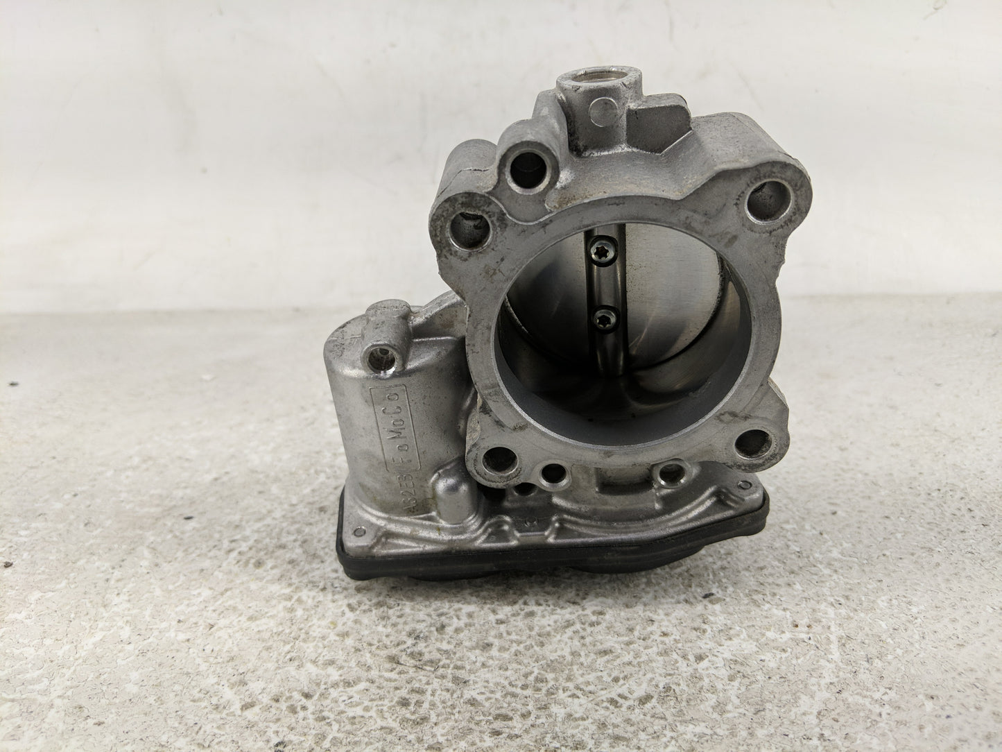 2014-2020 Ford Fusion Throttle Body P/N:DS7G-9F991-CA Fits Fits 2014 2015 2016 2017 2018 2019 2020 OEM Used Auto Parts - Oem