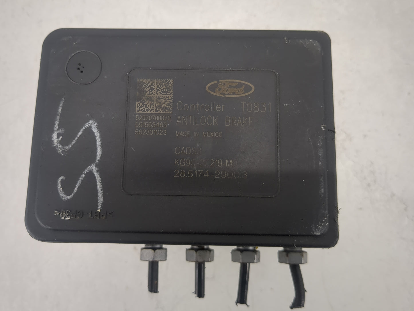 2019-2020 Ford Fusion ABS Pump Control Module Replacement P/N:KG9C-2B373-CD Fits Fits 2019 2020 OEM Used Auto Parts - Oemuse