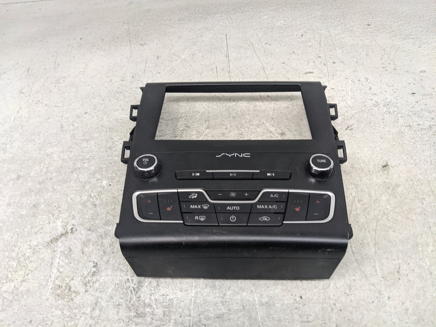 2017-2020 Ford Fusion Radio AM FM Cd Player Receiver Replacement P/N:LS7T-18E245-CHB Fits Fits 2017 2018 2019 2020 OEM Used 