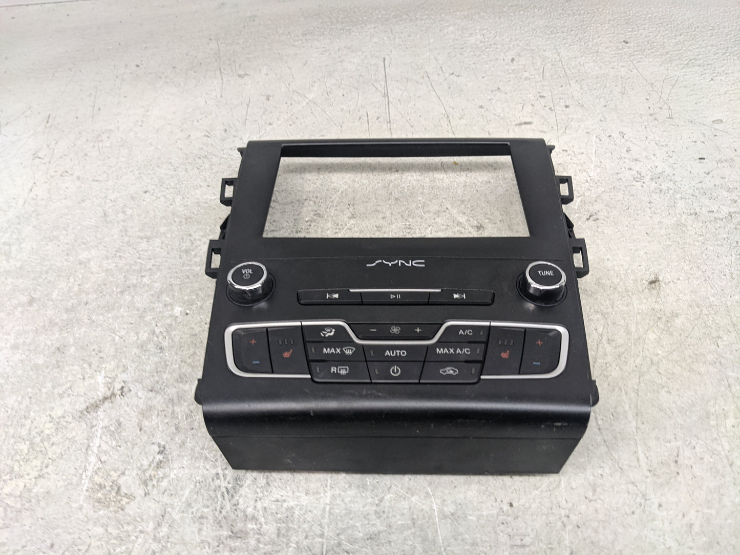 2017-2020 Ford Fusion Radio AM FM Cd Player Receiver Replacement P/N:LS7T-18E245-CHB Fits Fits 2017 2018 2019 2020 OEM Used 