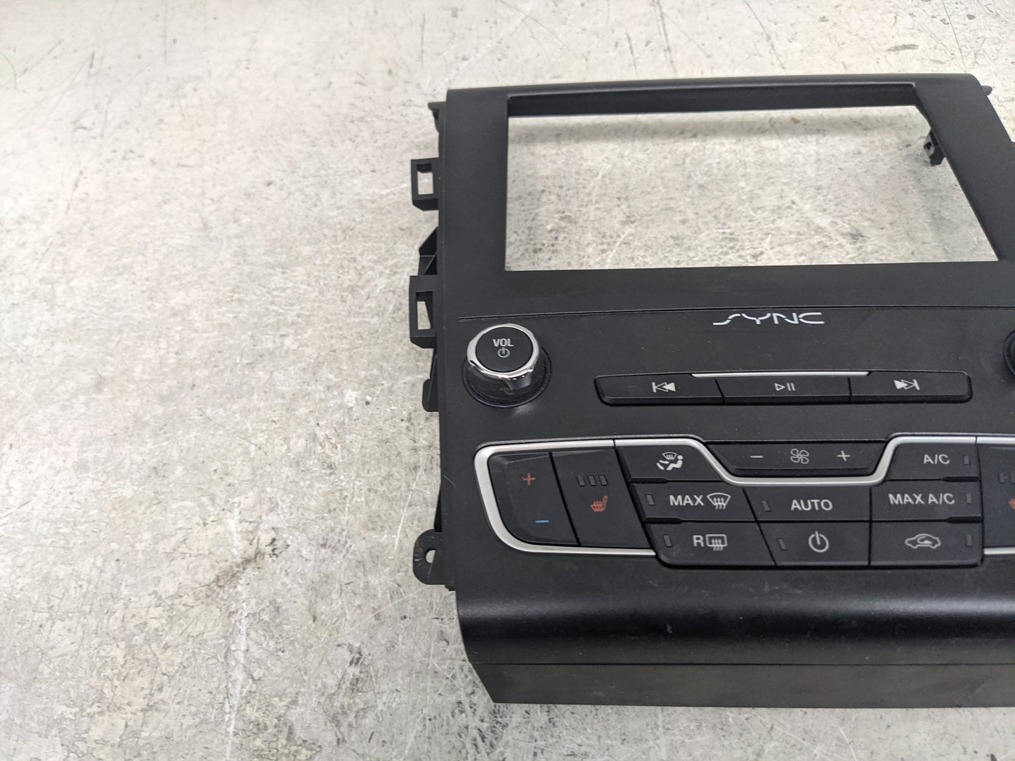 2017-2020 Ford Fusion Radio AM FM Cd Player Receiver Replacement P/N:LS7T-18E245-CHB Fits Fits 2017 2018 2019 2020 OEM Used 
