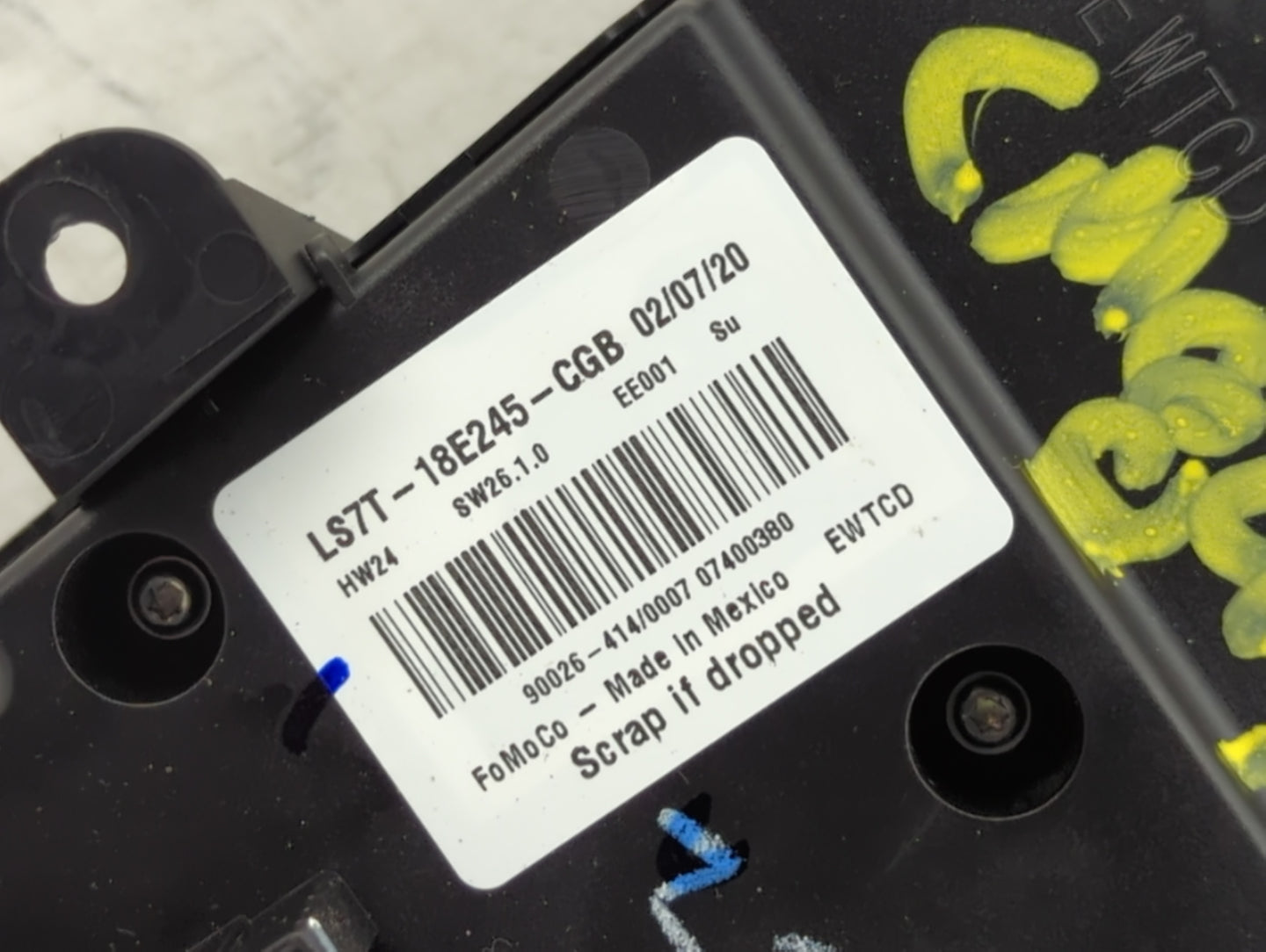 2017-2020 Ford Fusion Radio Control Panel - Oemusedautoparts1.com