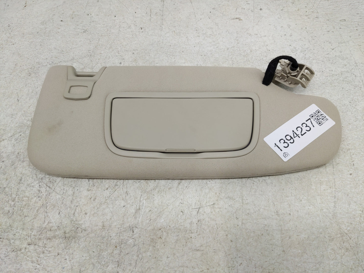2017-2020 Ford Fusion Sun Visor Shade Replacement Passenger Right Mirror Fits Fits 2017 2018 2019 2020 OEM Used Auto Parts -