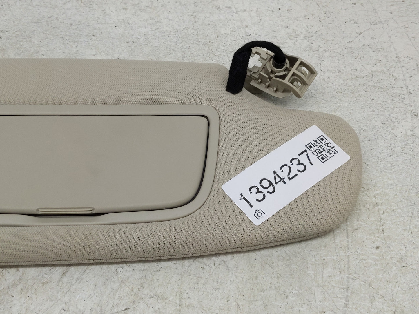 2017-2020 Ford Fusion Sun Visor Shade Replacement Passenger Right Mirror Fits Fits 2017 2018 2019 2020 OEM Used Auto Parts -